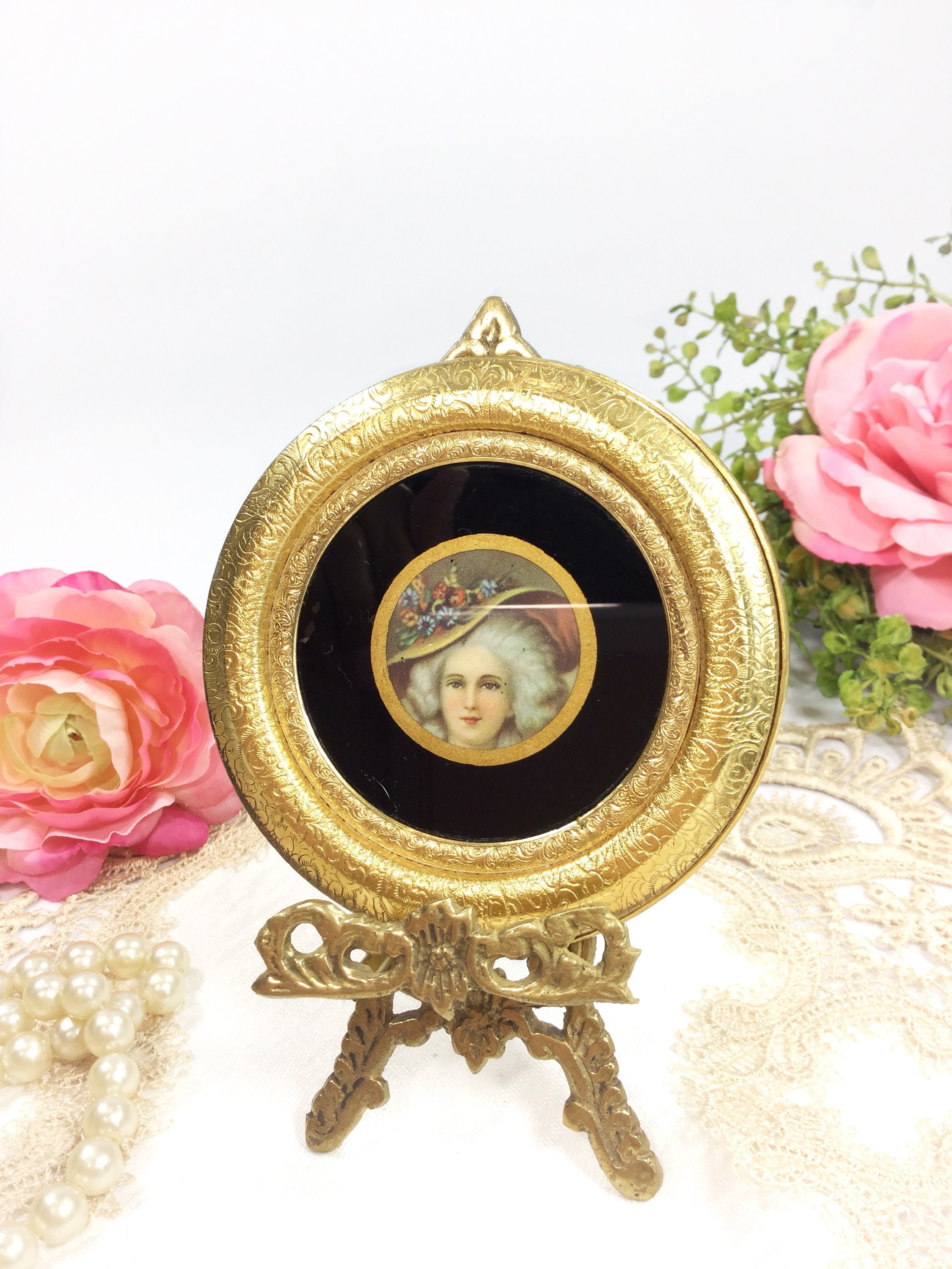 24 Karat Gold Plated Victorian Wall Art Antoinette Wall Art Framed Cameo Vintage Portrait Cameo Framed Art B370