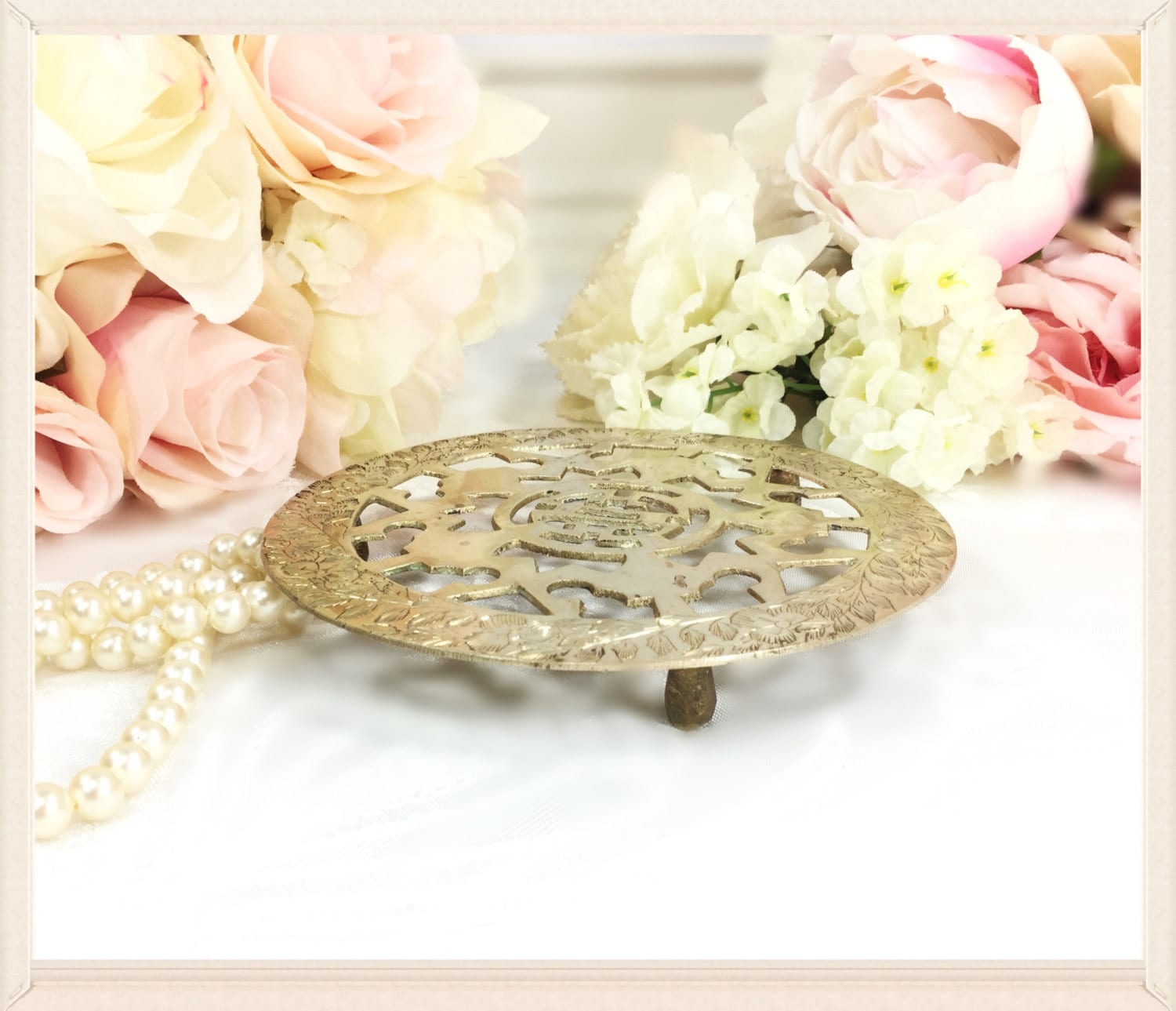 VINTAGE Brass Gold Trivet, Brass Trivet, Brass Floral Trivet