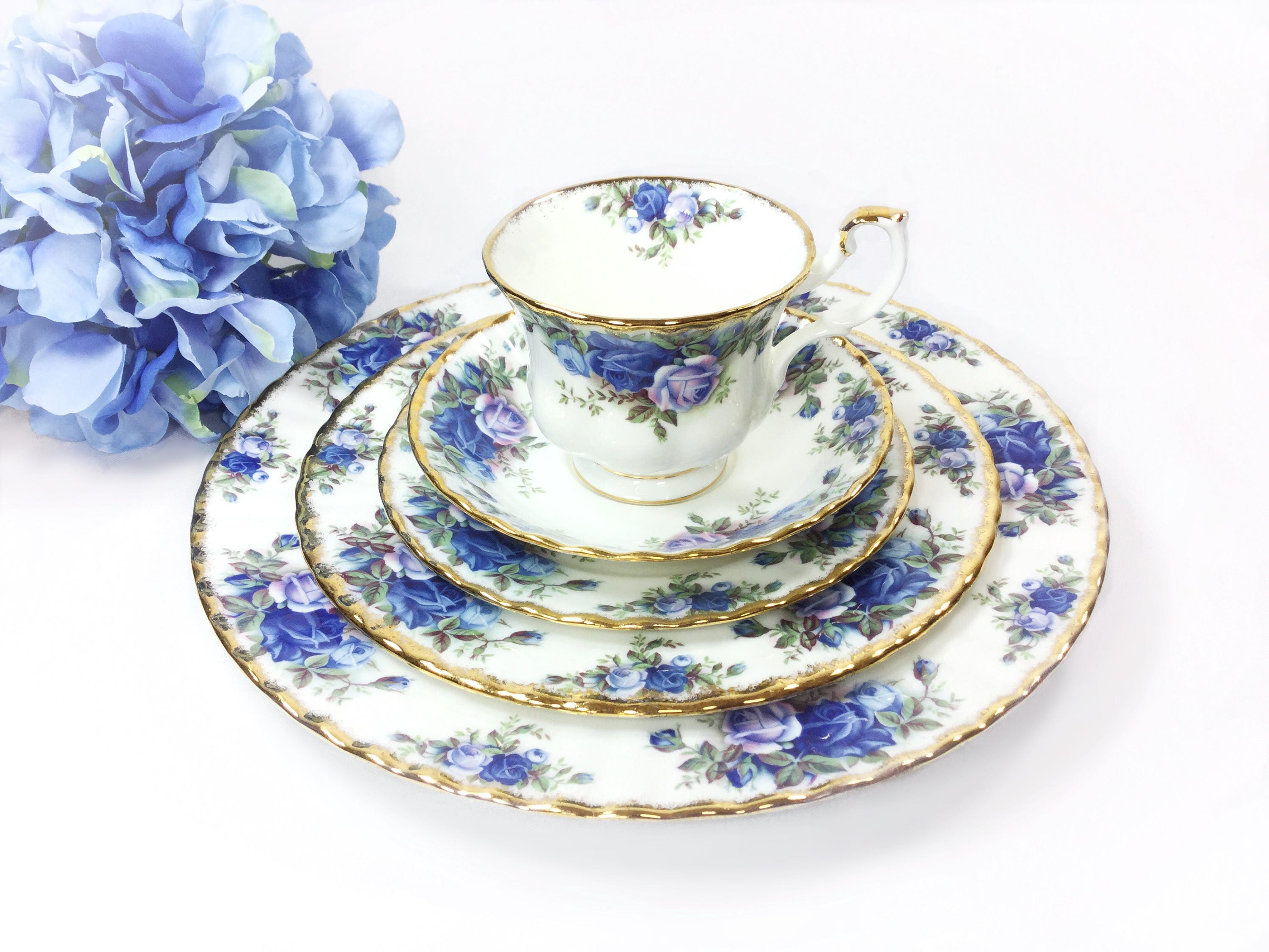 Royal Albert Moonlight Rose 5 Piece Place Set, English Bone China Tea Cup,  Saucer, Dessert, Salad, Dinner Plate, Dinnerware Set #B216