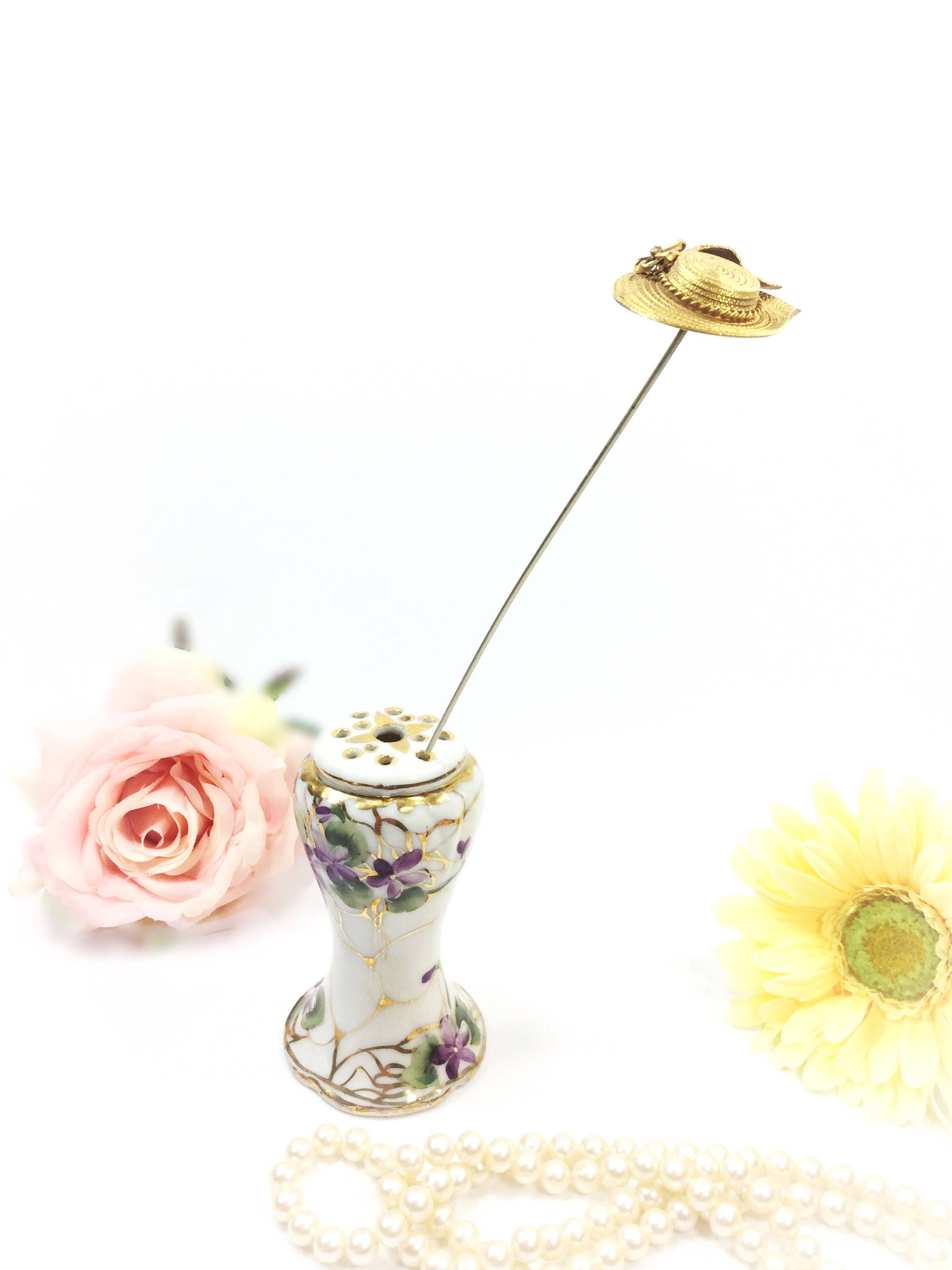 Handpainted Victorian Hat Pin Holder With Hat Pin, Lilac Gilt Hat Pin Holder B048