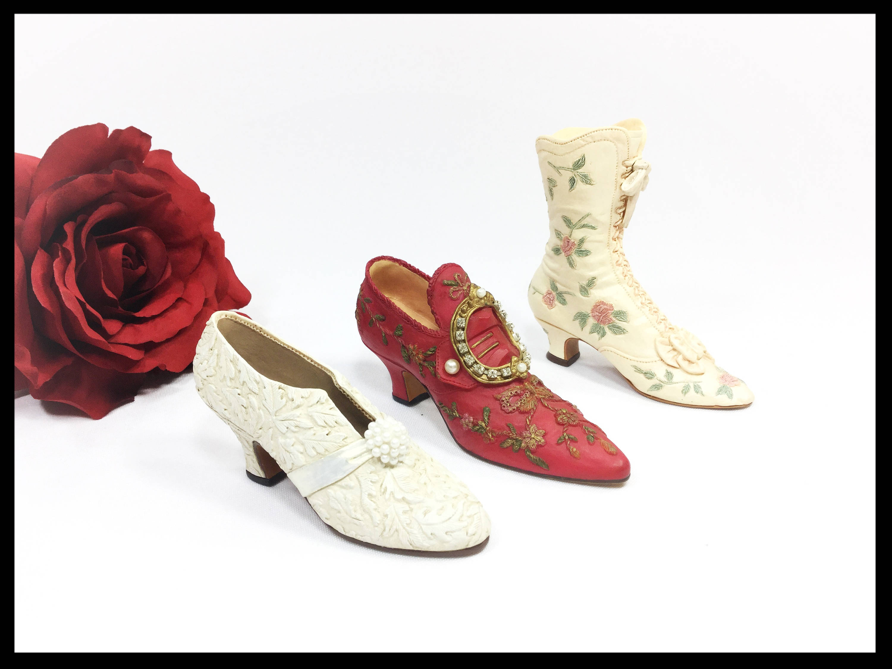 3 Victorian Boots, Victorian Shoe, Victorian Shoe Ornaments, Victorian