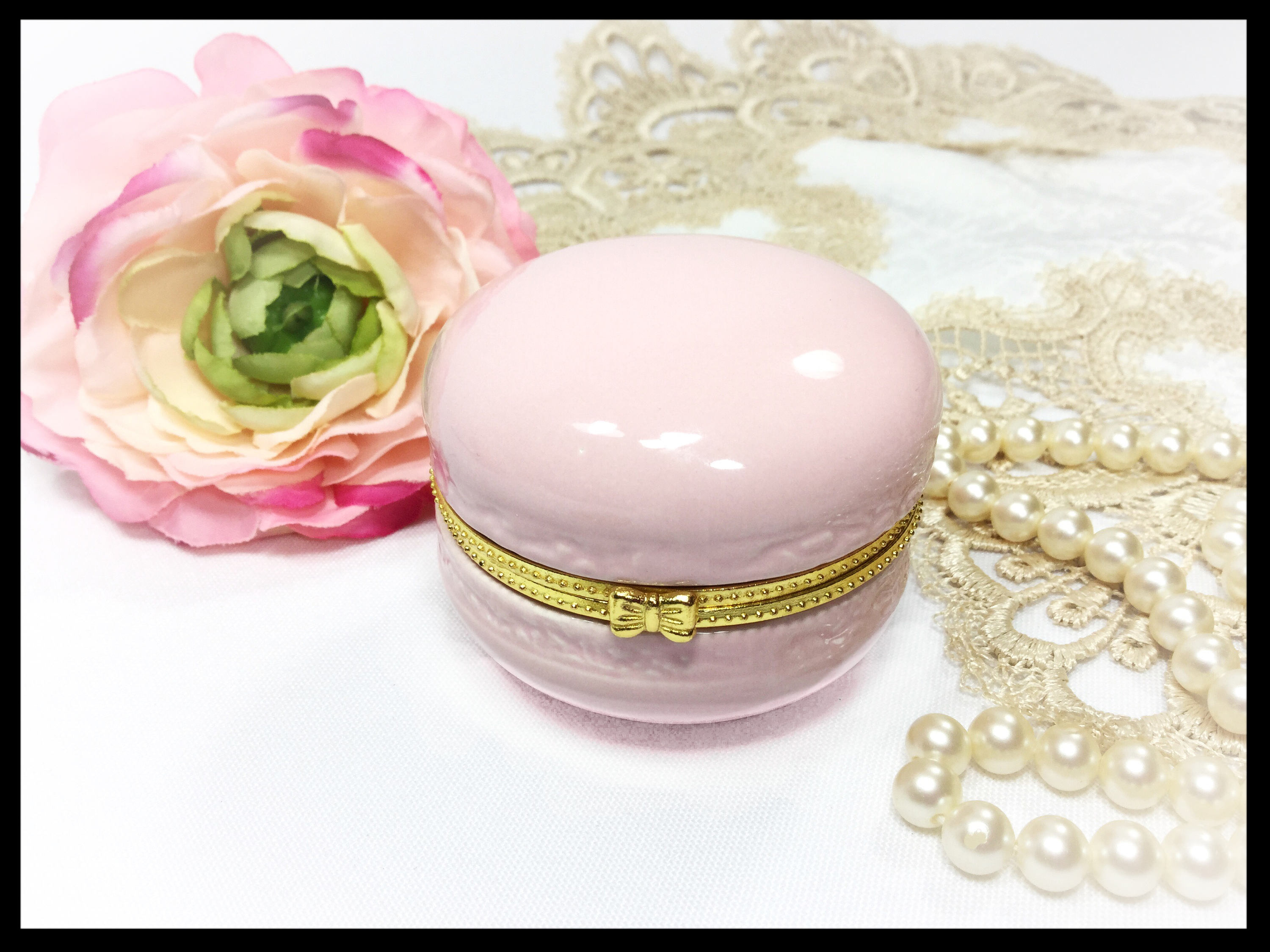 macaron ring box