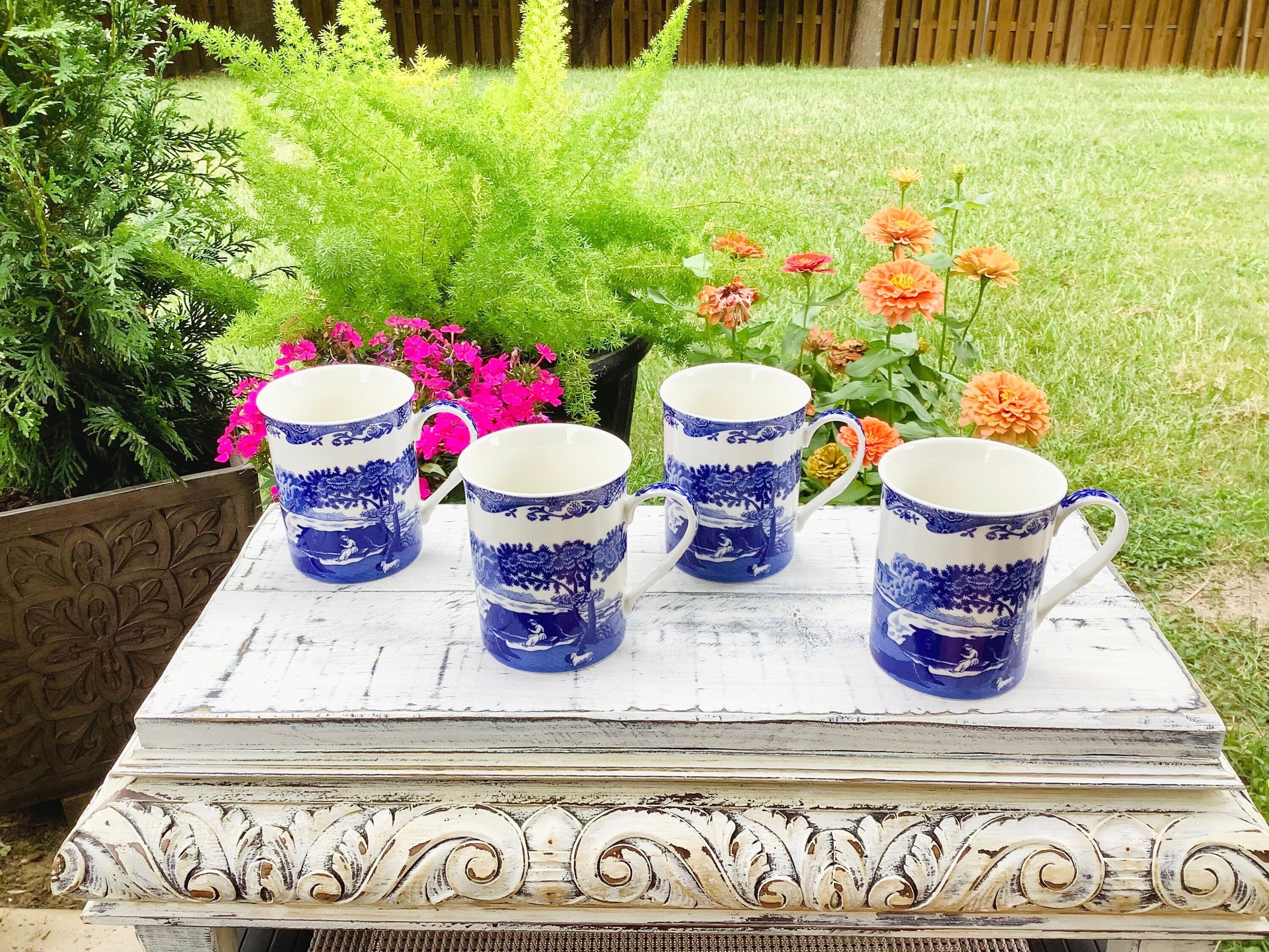 Blue italian dinnerware top