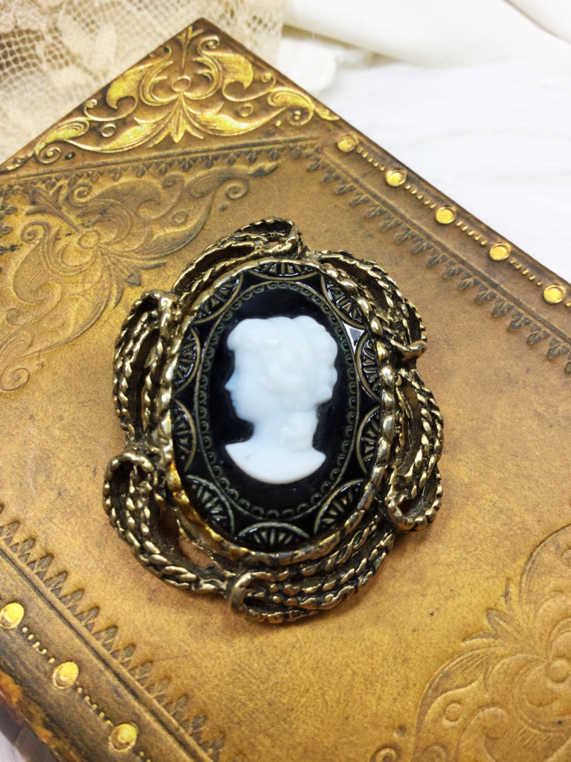 Vintage Black Cameo Brooch, Black Cameo Pendant With Gold Accents