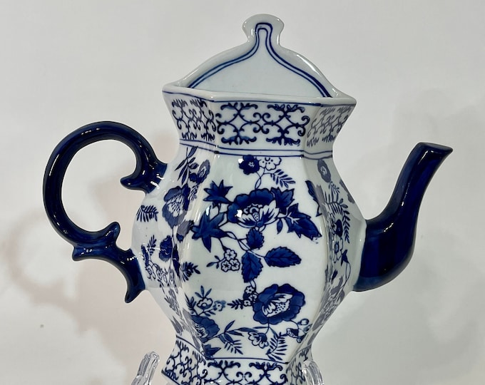 Vintage Teapot Wall Pocket, Vase, Planter With Blue and White Flowers Etsy