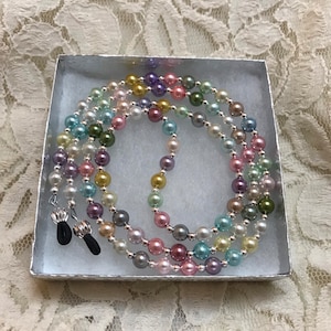 Parelketting: brilhouderketting met meerdere kleuren;