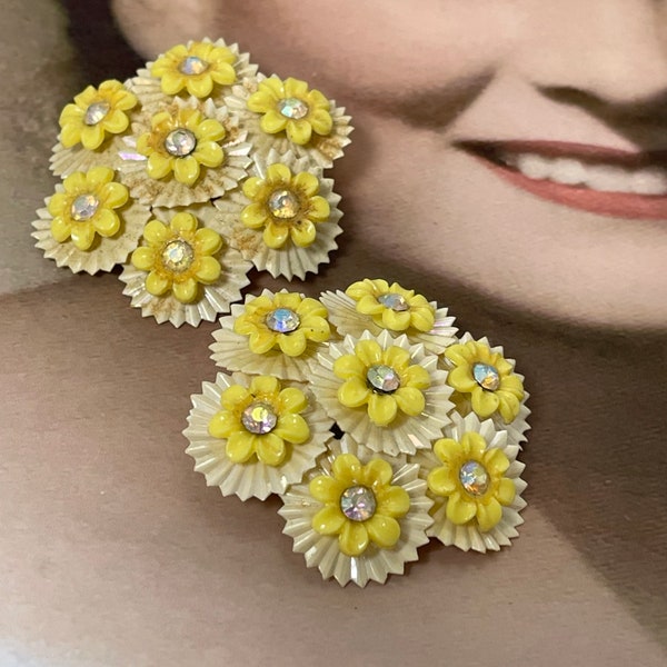 Vintage Coro Yellow Floral Flower Clip On Cluster Earrings. Plastic 1950s Jewelry with AB Aurora Borealis Rhinestones. Gift Boxed