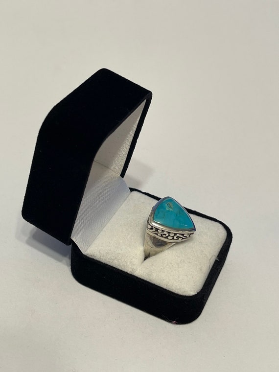 Turquoise Ring Size 8. Triangular Stone Set in St… - image 5