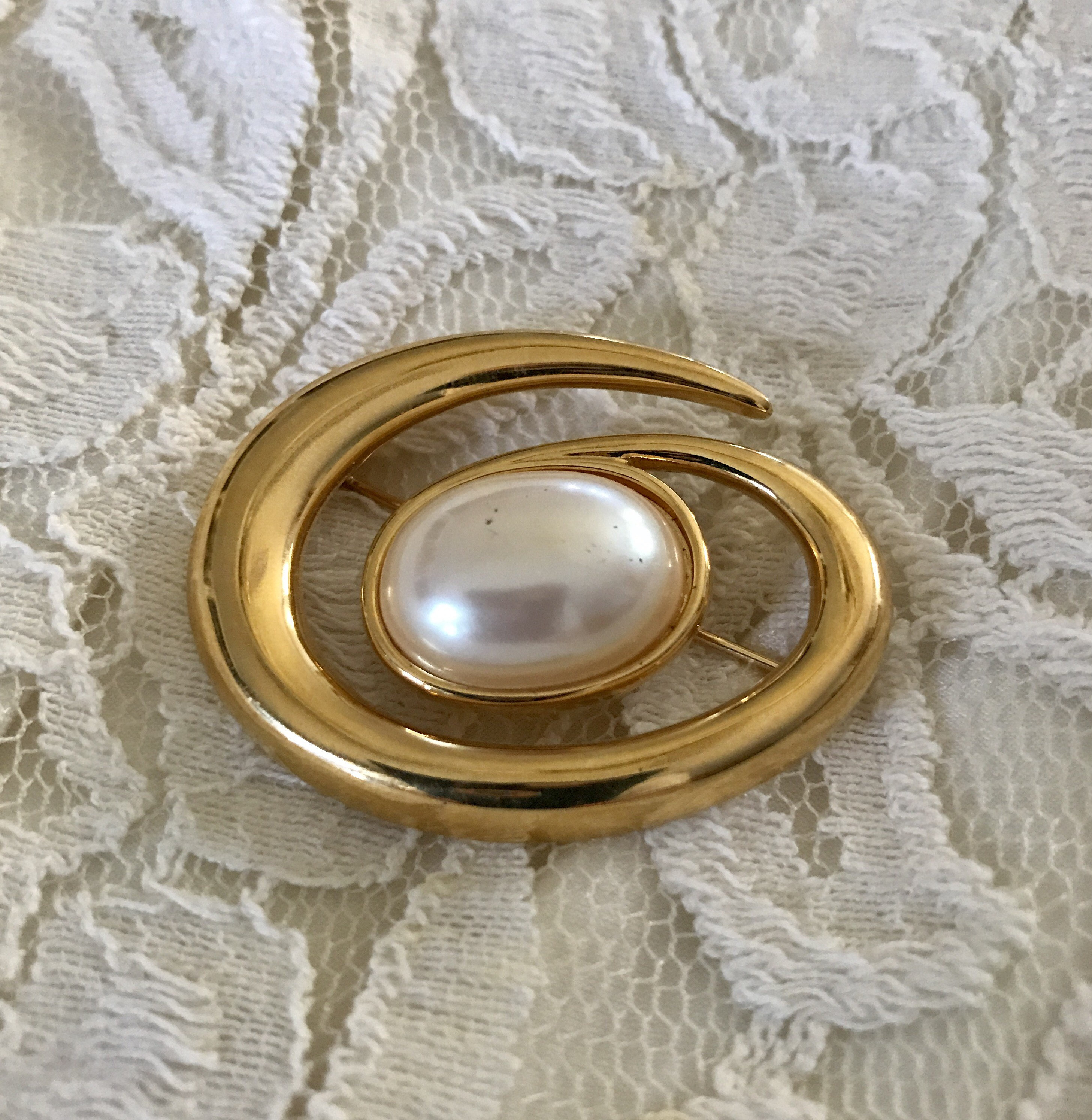 メッキ　アクセサリー　MONET パール Monet pearl brooch - Etsy 日本