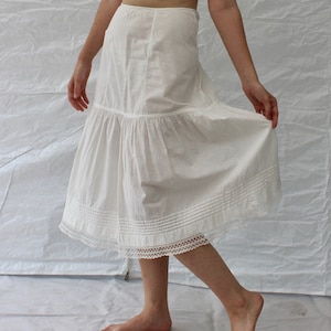 Vintage Victorian Edward Petticoat / 1800s 1910 Antique White Cotton S