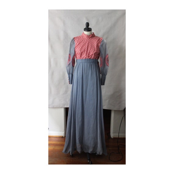 Holiday Sale! Vintage 1970s Prairie Dress/ 70s Gu… - image 1