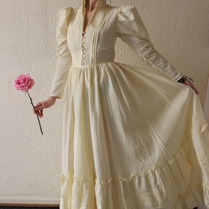 Rare 1970s Gunne Sax Wedding Dress / Ivory Taffeta Victorian Edwardian style Formal Gown Maxi