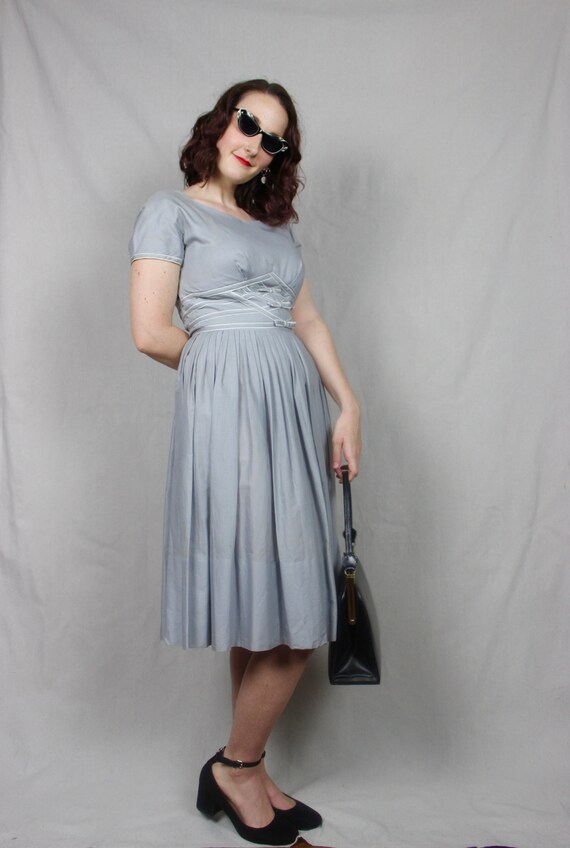 Holiday Sale! Vintage 1950s Slate Blue Pleated Fl… - image 3