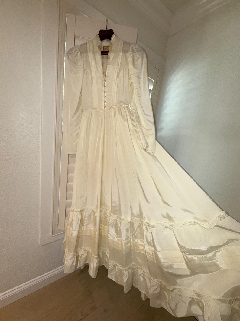 Rare 1970s Gunne Sax Wedding Dress / Ivory Taffeta Victorian Edwardian ...