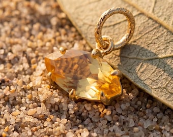 Claw Set Natural citrine Eye Pendant, Gold Plated 925 Sterling Sand textured Silver, Faceted Marquise Crystal, Throat Chakra December Gift