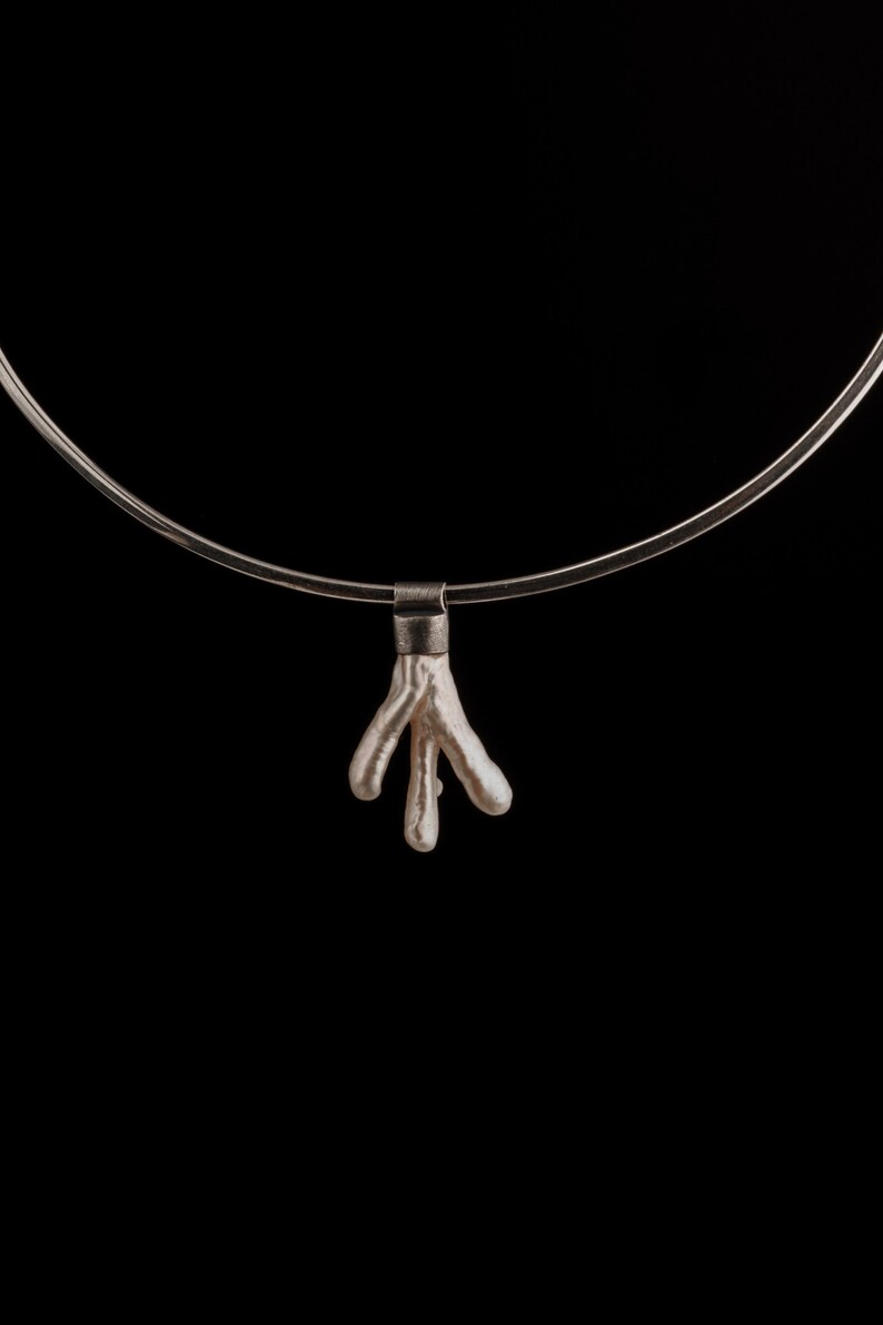 Crystal Necklace 925 sterling silver Stack Pendant textured /& oxidised White Pearl Foot