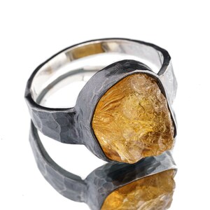 Raw Citrine Quartz Chunk - Men&#39;s/Unisex Large Crystal Ring - Size 14 US - 925 Sterling Silver - Hammer Textured & Oxidised