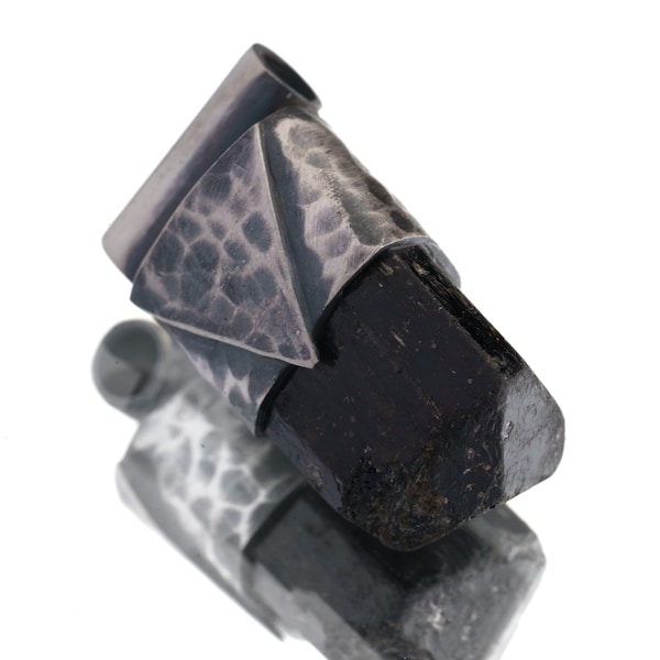 Colgante de turmalina negra del Himalaya: collar de plata de ley texturizada con cristales