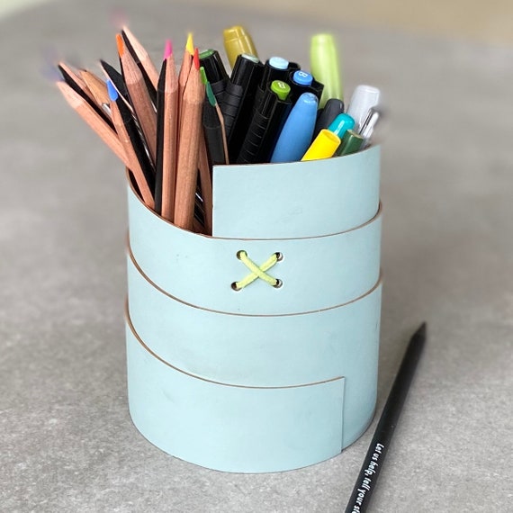 Pot à crayons Cuir recyclé avec point de croix -  France