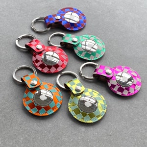 Porte-clés/porte-clés/porte-clés damier en cuir recyclé : couleurs pour Apple AirTag