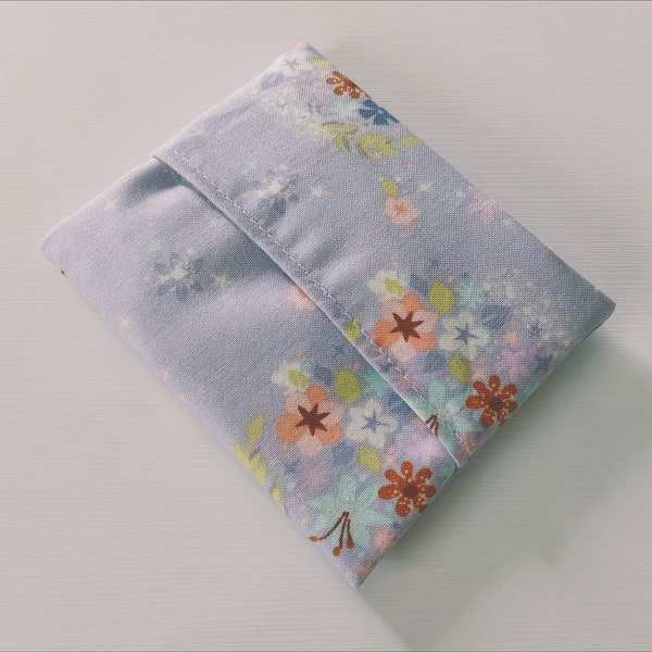 Pad Wrapper/ Wipe Pouch/ Fold Over/ Mini Wet Pouch/ Star Flower Periwinkle