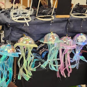 Jelly Pets - Jellyfish LED Lantern - Bedroom Decor - Nightlight