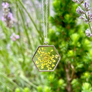 PRESSED FLOWER NECKLACE | Terrarium Necklace - Dried Flower Jewellery - Sterling Silver Jewellery