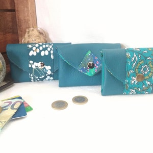 The customizable Origami wallet wallet in turquoise imitation leather with interior gussets, it does the most for you!