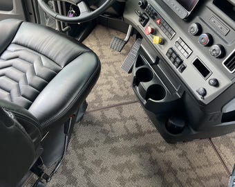 RV Renegade Explorer, Classic, XL Floor mats, 2018-2026, Waterproof Carpet for Freightliner Cascadia 126, Abstract Brown/Beige 3-Piece Set
