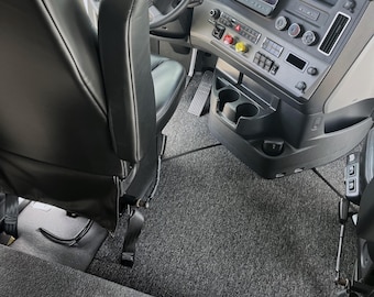 RV Renegade Explorer, Classic, XL Floor mats, 2018-2026, Waterproof Carpet for Freightliner Cascadia 126, Heathered Black/Gray 3-Piece Set