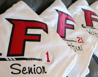 Manta de felpa deportiva personalizada de hockey sobre césped / MÁS SUAVE / personalizada para escuela secundaria / colores personalizados / con nombre / bordada / regalo para personas mayores / equipo