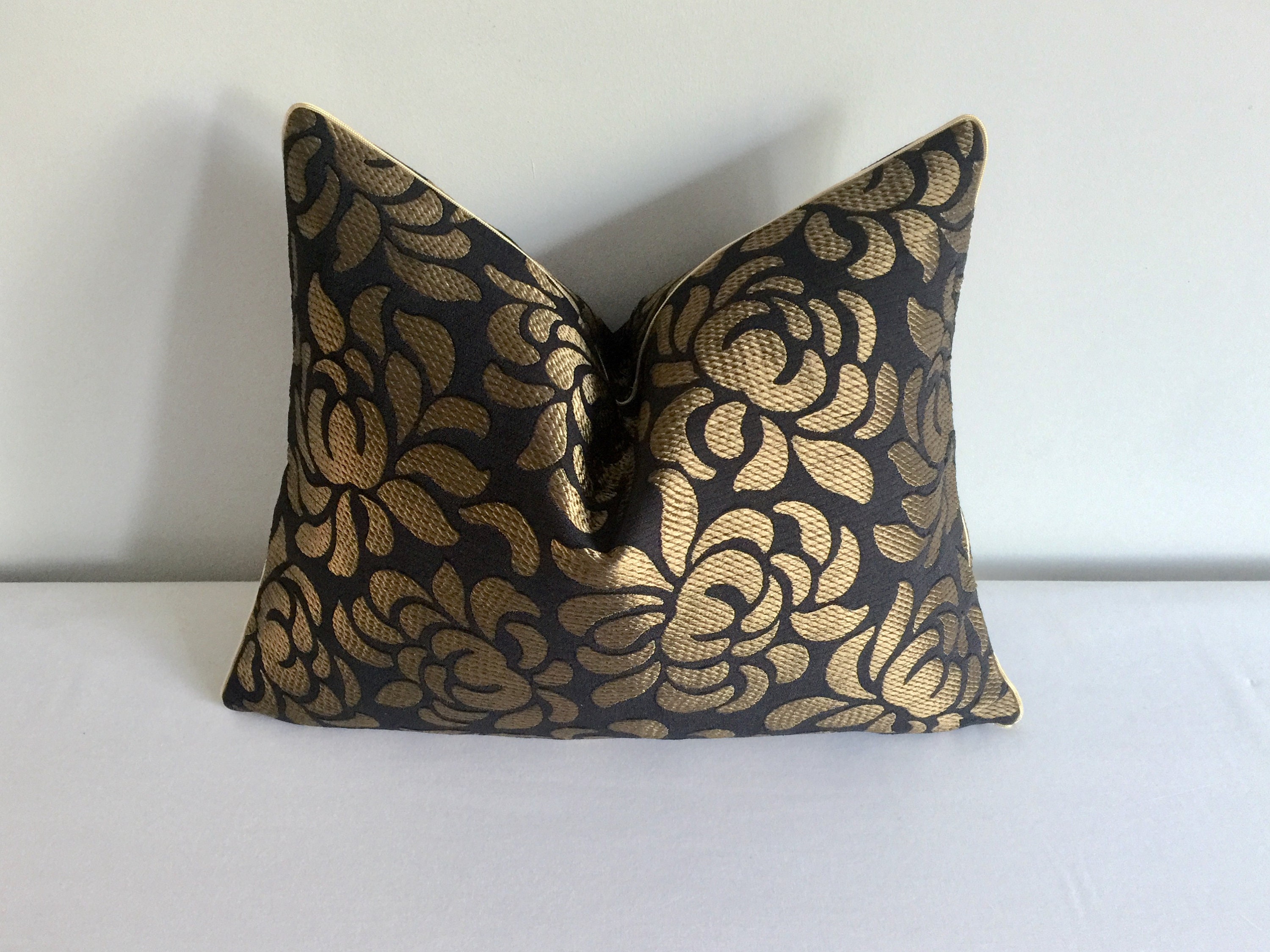 Luxury metallic gold and black cushion/Black & gold Etsy