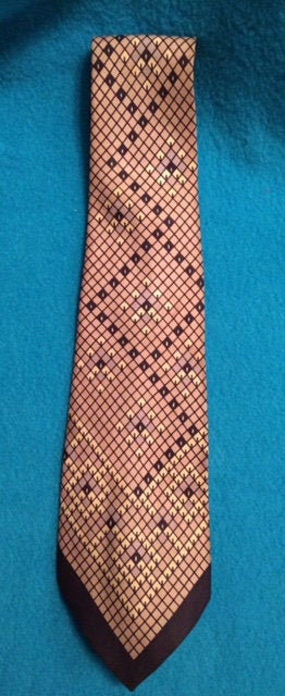 1940s Necktie - "DeLuxe Finely Tailored by Metro"