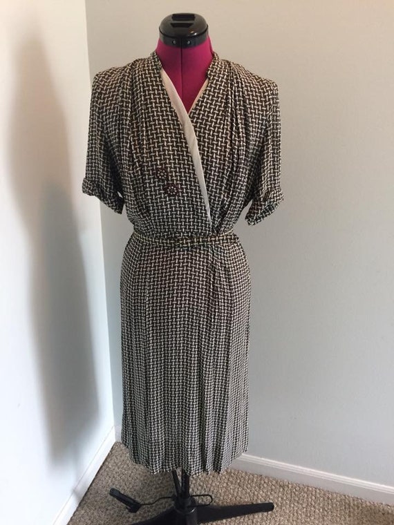 1940s "Classic Lady by Constantine" dress - 40" bu