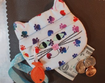 Embroidered Kitty Coin Purse: Cotton Zipper Pouch with Fish Pull