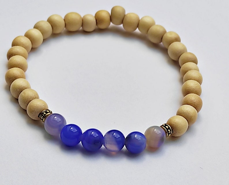 Wood bracelet and blue chalcedony beads image 2