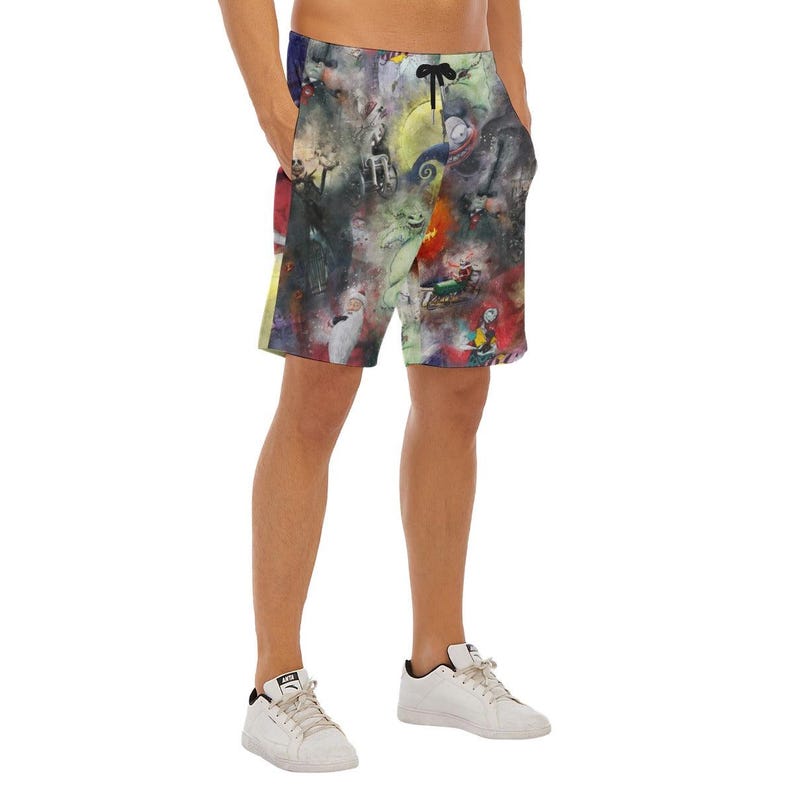 Aquarela O Estranho Mundo de Jack - Camisa masculina abotoada, shorts, polo e camiseta inspirada na Disney nos tamanhos XS–8XL (nova edição global) 4. Men’s Pocket Beach Shorts
