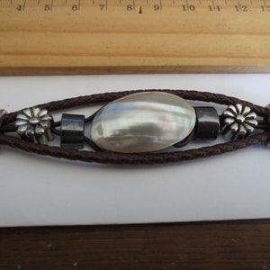 mother of pearl, hematite and leather bracelet