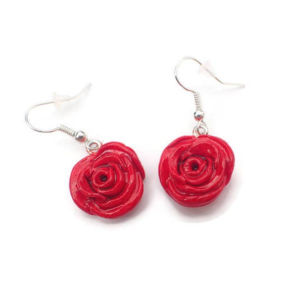 Boucles roses rouge fimo, boucles fleur femme, boucles fleur rouge, collier rose, roses fimo, idée cadeau femme,bijou romantique