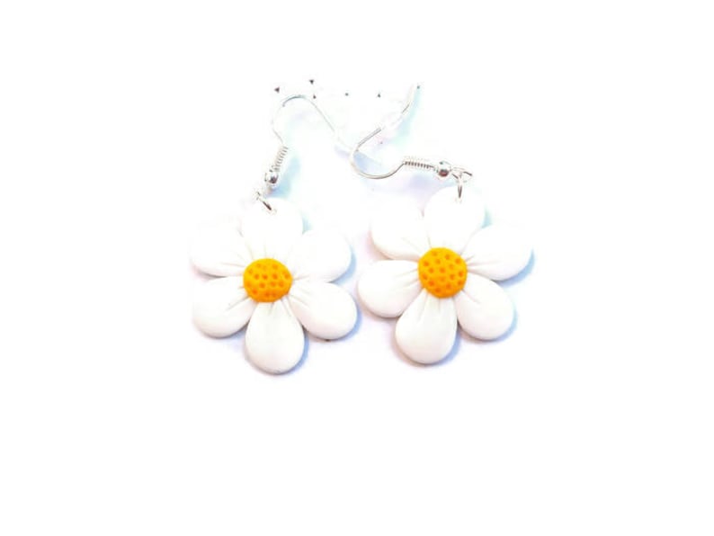 Boucles marguerites fimo bijoux fantaisie et uniques image 1