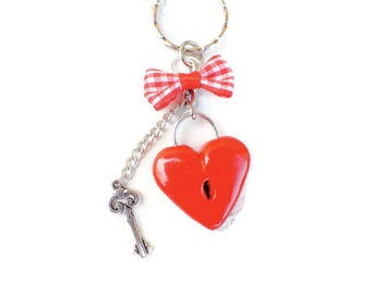 Porte-clés coeur fimo, cadenas coeur et sa clé, idée cadeau amour, idée cadeau saint-valentin, cadeau maman, cadeau fete des mères