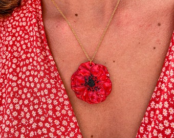 Collier Fleur Coquelicot Rouge en Argile Polymère - Pièce Unique, Fabrication Artisanale, Idée Cadeau Femme