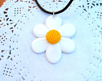 Collier marguerite fimo création unique