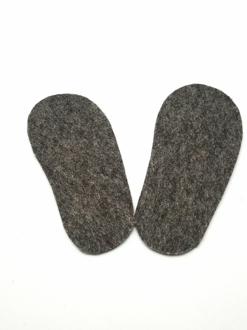 Felt insoles for crawling shoes Leather dolls Baby shoes made of real sheep's wool natural image 4