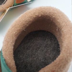 Felt insoles for crawling shoes Leather dolls Baby shoes made of real sheep's wool natural image 2