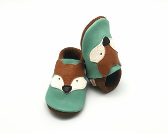 Crawling shoes Baby with fox made of leather