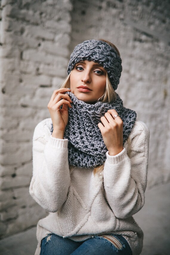 Knitted Headband, Chunky ear warmer women, Winter earmuff, Womens Wool  Turban, Chic Headband, Knitted head wrap, Winter ear warmer