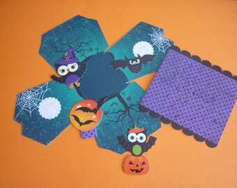 Paper Halloween hanging and accessorizes House Kit.