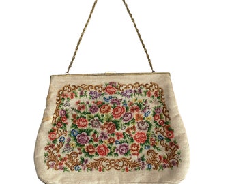 Vintage frame bag handbag small purse beige needlepoint flower floral needleart chain top handle clasp tapestry pouch