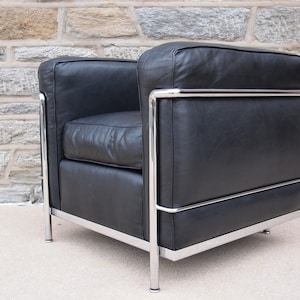 CASSINA LC2 ARMCHAIR Petit Modele Lounge Arm Club Chair Chrome Black Leather Le Corbusier, Mid-Century Modern bauhaus danish eames knoll era image 1
